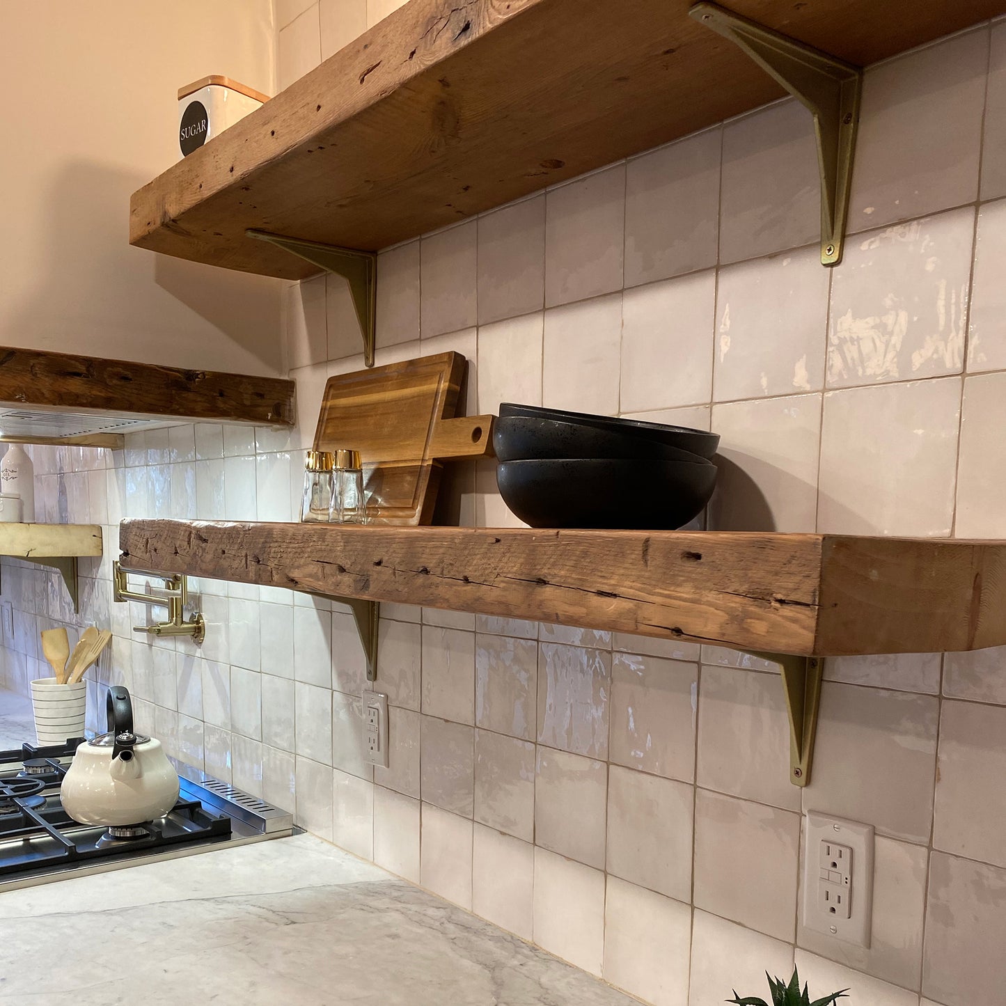 Cast Angle Shelf Bracket