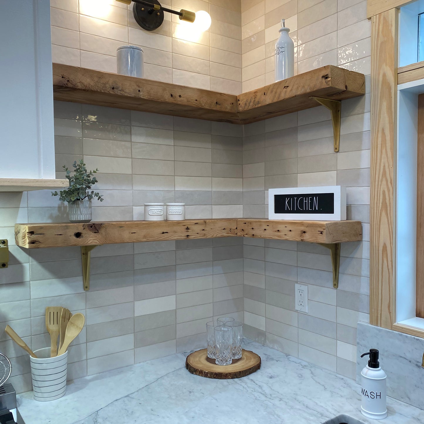 Cast Angle Shelf Bracket