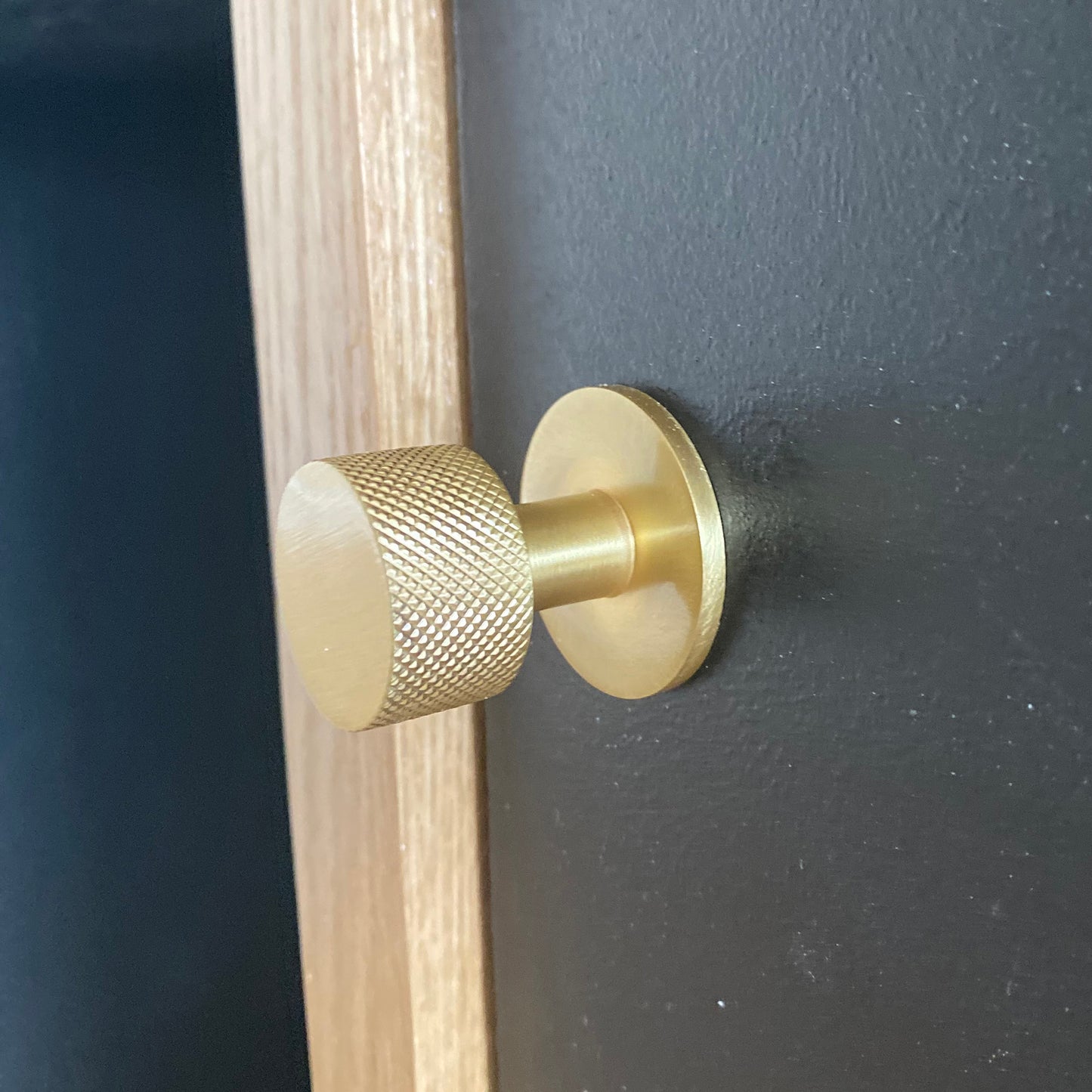 Round Knurled Cabinet Knob with Backing Plate Solid Brass